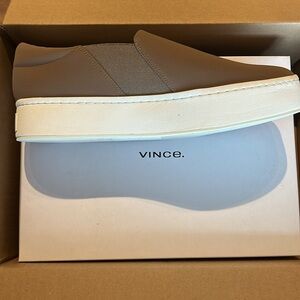 Vince Warren Platform Sneaker in brown fabric